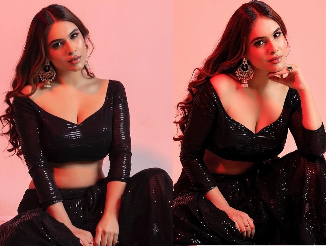 Neha Malik Black Saree